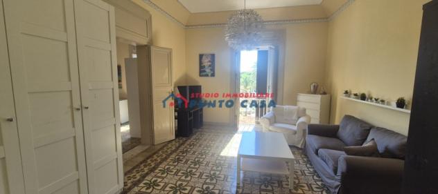 VIA FARDELLA - Appartamento arredato al 2° e ultimo p. c/a – 130mq ca. – 4 vani + acc. Contesto signorile, posizione centralissima. Euro 700 CL F - Foto 3