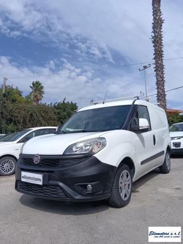 FIAT DOBLÃ? CARGO 1.3 Multijet 16v 95CV SX Euro 6 Car van 4-door - Foto 6