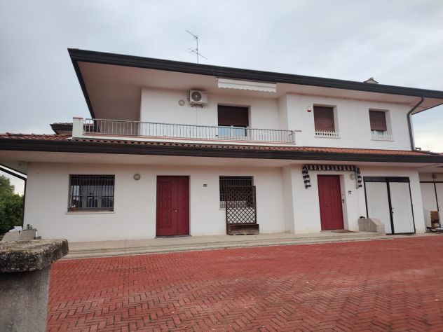 Pramaggiore Casa unifamiliare con magazzino classe a1 fotovoltaico termico