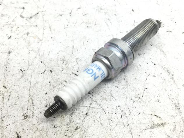 HONDA CBR RR ABS KM0 600 CANDELA NGK SILMAR9C9 2024 2026 PC69A4RK - Foto 4