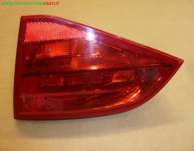 FANALE POST. PARTE INT. D. AUDI A4 (8K) Avant  Parti elettriche  Fanaleria  Fanali  Fanale post. sx. AUDI - A4 Allroad - 01-03-2009 - 01-04-2016, AUDI