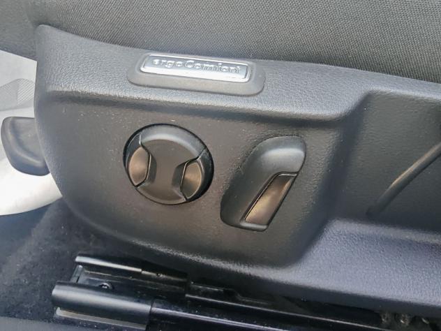 Volkswagen Passat 2.0 TDI SCR EVO 110kW Business DSG - Foto 8