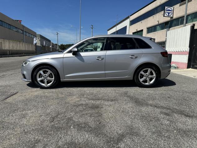 Audi A3 30 TDI Design SportBack - Foto 3