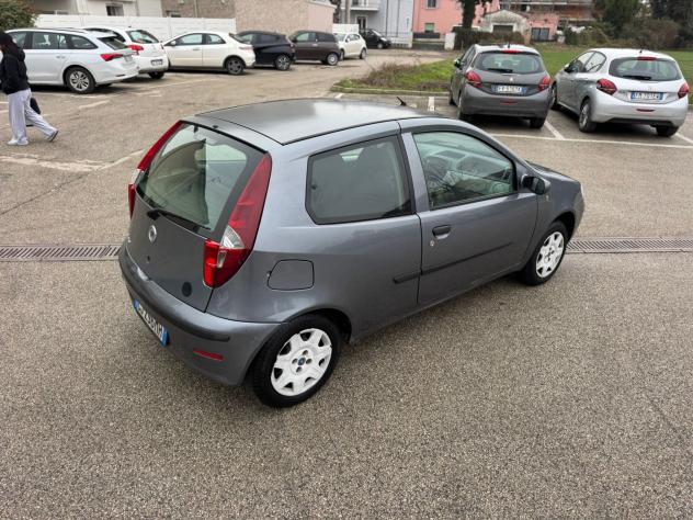 Fiat Punto 1.2 3 porte Dynamic GPL - Foto 10