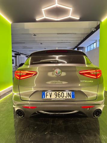 Alfa Romeo Stelvio 2.2 Turbodiesel 190 CV AT8 RWD Executive - Foto 6