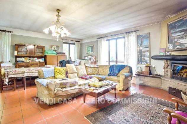 Villa di 275 m² con 4 locali in vendita a Cuveglio - Foto 3