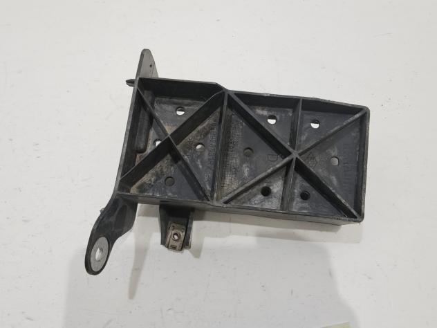 GUIDA PARAURTI ANTERIORE DX RENAULT Twingo III serie 620928531R 620928531R Benzina 1.0 (14) - Foto 8