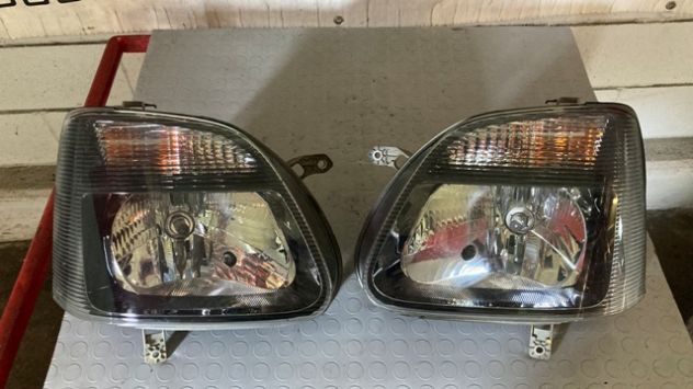 Fari anteriori Opel Agila A del 2005