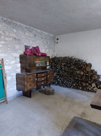 PORZIONE IN PIETRA DI UN CASALE A SPOLETO - Foto 9