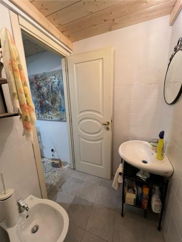 Negozio ristrutturato in zona residenziale - Foto 12