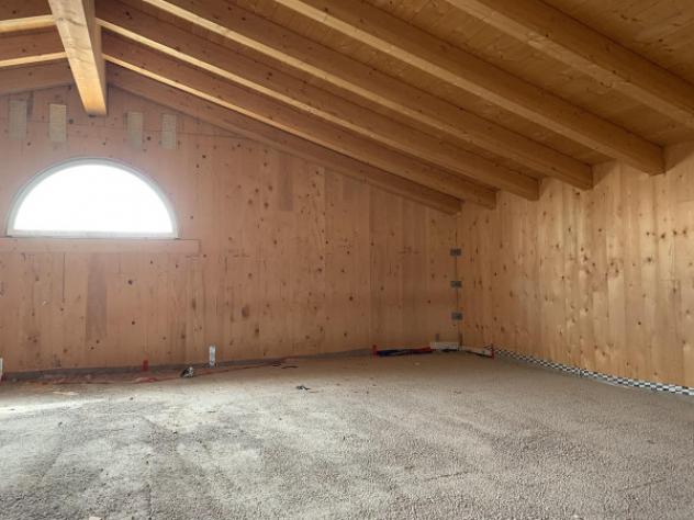 Attico / Mansarda di 160 m² con 5 locali e box auto in vendita a San Possidonio