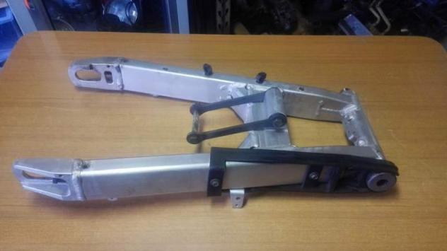 Forcellone alluminio Posteriore YAMAHA TDM 900 iniezione