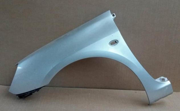 PARAFANGO ANT. SX ARGENTO (In Plastica) EX U28375 - OE 9643107280 999-U1296501 Carrozzeria  Lamierati esterni  Fiancate  Parafango ant. PEUGEOT - 307