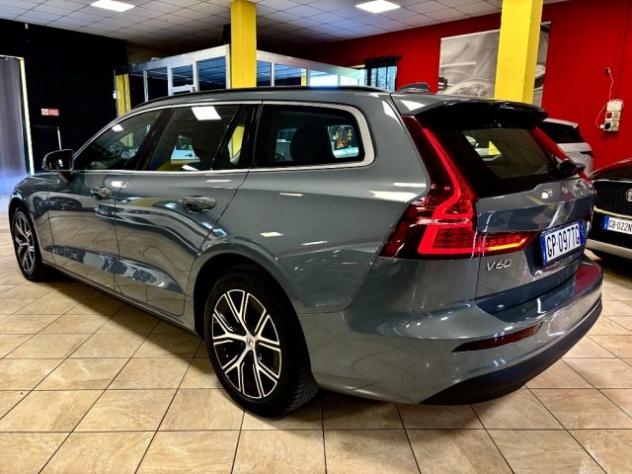 VOLVO V60 B4 (d) automatico Core UNIPRO - KM CERTIFICATI rif. 24182558 - Foto 4