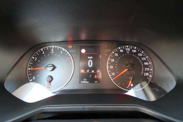 Renault Clio TCe 100 CV GPL 5p Equilibre 2023 - Foto 9