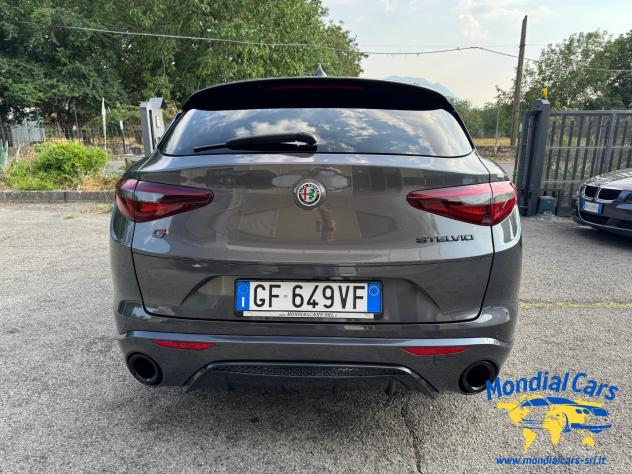 Alfa Romeo Stelvio 2.2 Turbodiesel 210 CV AT8 Q4 Veloce - Foto 6