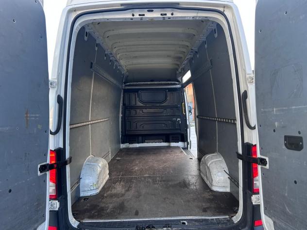 Volkswagen Crafter crafter 2.0 tdi 140cv Business L4H4 - Foto 10