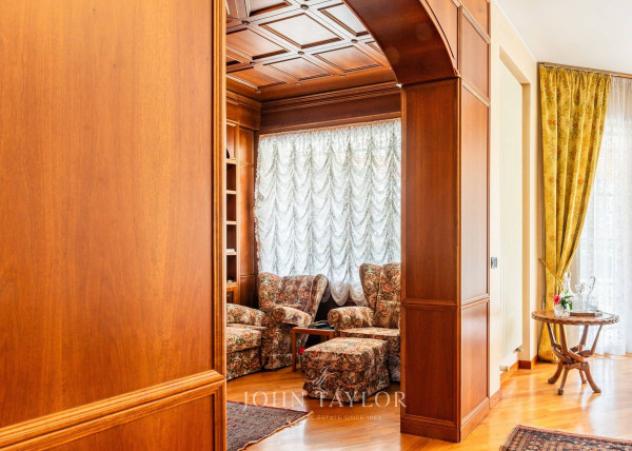 Villa di 840 m² con più di 5 locali e box auto doppio in vendita a Carimate - Foto 9