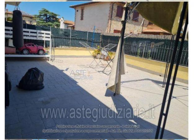 IMMOBILI-IMMOBILE RESIDENZIALE-via Trasimeno n. 268 - frazione Panicarola