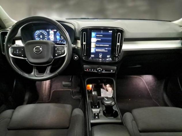 Volvo XC40 Recharge T4 129+82 CV Plug-in Hybrid Automatica Recharge Inscription Expression - Foto 8