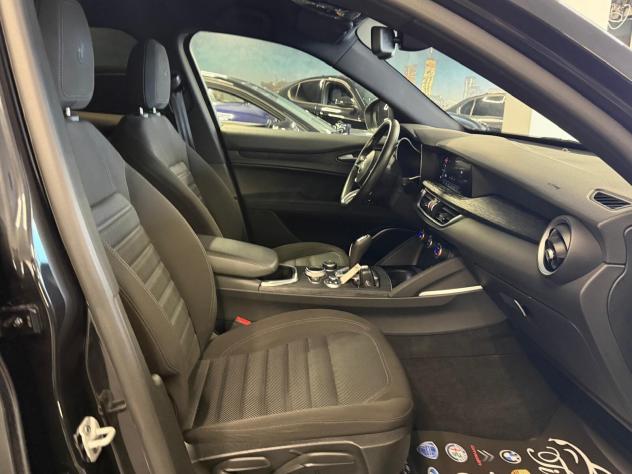 ALFA ROMEO STELVIO 2.2 190CV Q4 NAVI CRUISE CAM ANNO 2023 - Foto 9