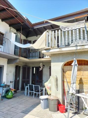 Mergozzo - ZONA CANDOGLIA VENDESI CASA INDIPENDENTE
