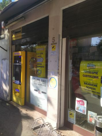 TABACCHERIA IN VIA GATTAMELATA A PADOVA CON PREZZO SCONTATO - Foto 6