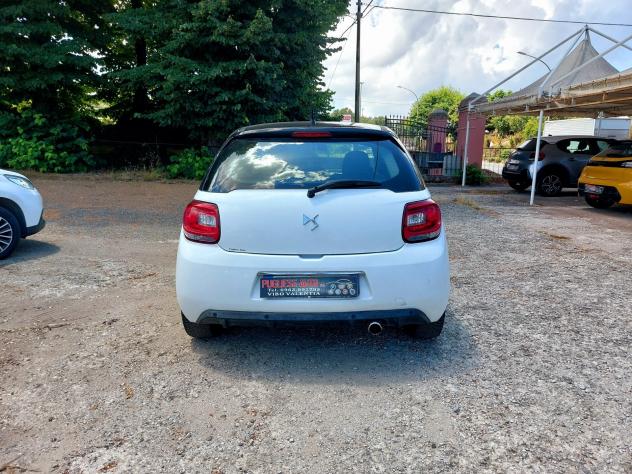 DS3 Coup1.4 HDi 70 CV `So Chic` - 2011 - Foto 7