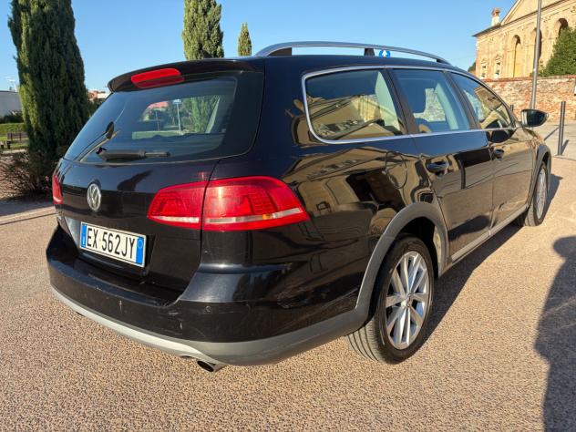 Volkswagen Passat Alltrack 4x4 .2.0 tdi anno 2014 - Foto 8