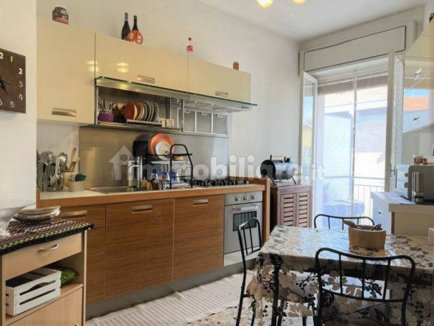 STANZA USO SINGOLA IN APPARTAMENTO AMMOBILIATO - Foto 3