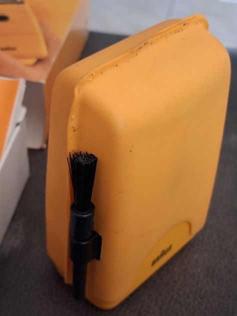 Rarissimo rasoio design Florian Seiffert a batteria- BRAUN Cassett 5 - Foto 2