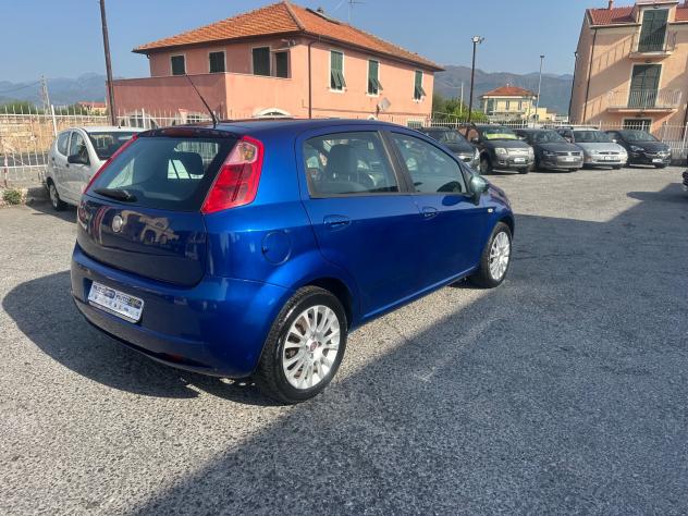 Fiat Grande Punto 1.3 MJT 75 CV 5 porte Fun - Foto 5