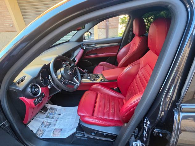 Alfa Romeo Stelvio 2.2 Turbodiesel 210 CV AT8 Q4 Executive - Foto 8