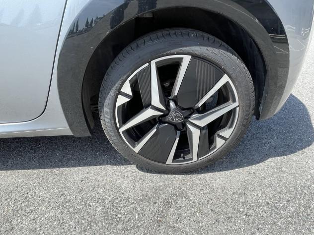 Peugeot 208 PureTech 100 cv 5 porte GT - Foto 10