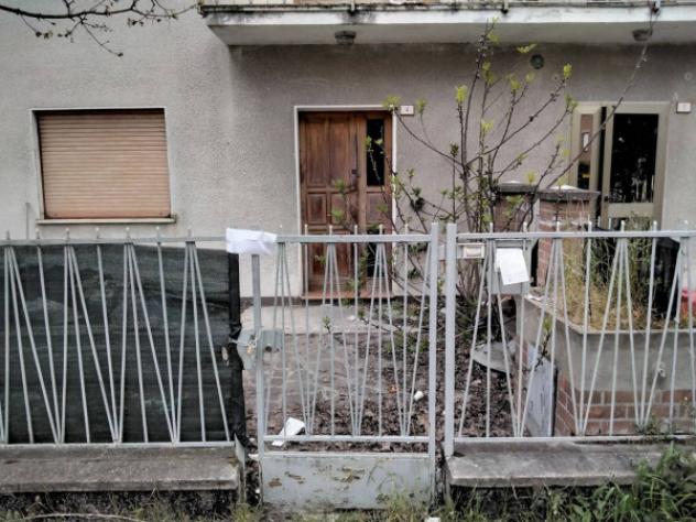 Immobile in asta di 162 m² con più di 5 locali e box auto doppio in vendita a Bagnolo in Piano - Foto 3