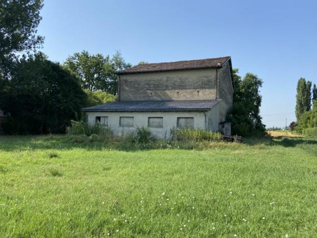 A648. CAMPOGALLIANO. Casale di campagna con basso servizio e giardino di più di 3.000 mq. - Foto 7
