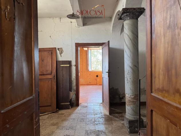 Casa indipendente su lotto di circa 1200 mq con laboratorio e proservizi - Foto 12