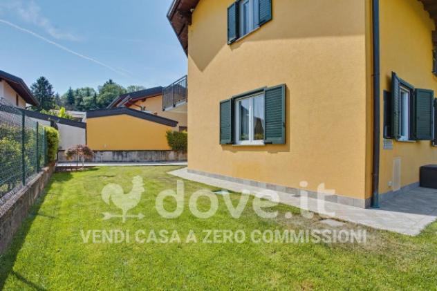 Villa di 170 m² con 4 locali e box auto in vendita a Leggiuno - Foto 4