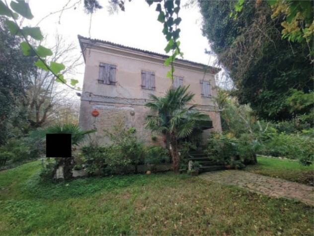 Immobile in asta di 1145 m² con più di 5 locali in vendita a Loreo - Foto 3