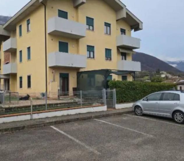 Immobile in asta di 89 m², box auto in vendita a Santorso