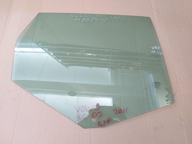 VETRO SCENDENTE POSTERIORE DESTRO VOLVO XC60 1° Serie (0818)