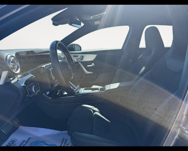 Mercedes-Benz Classe A (W177) A 180 Automatic AMG Line Premium - Foto 9
