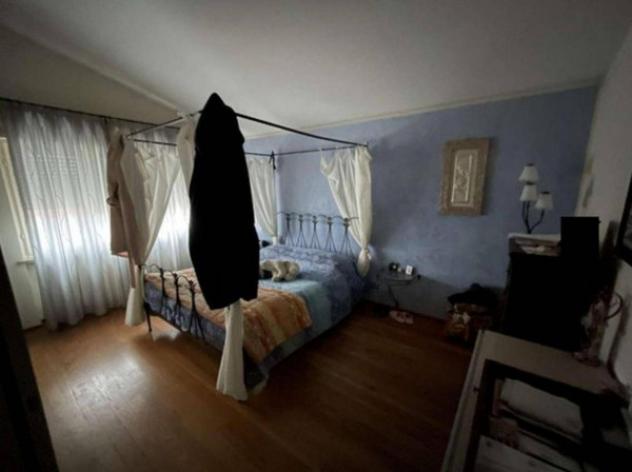 Immobile in asta di 418 m² con più di 5 locali e box auto in vendita a Fano - Foto 3