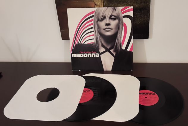 MADONNA, Die Another Day,  2x12" LP Vinile, Stati Uniti 2002. - Foto 4