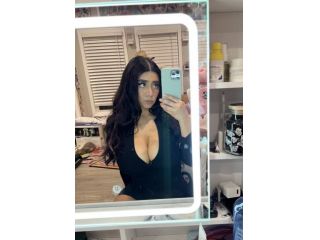 Amore e incontri Firenze - Donna dolce cerca uomo sincero 💖 Tel:3343717500