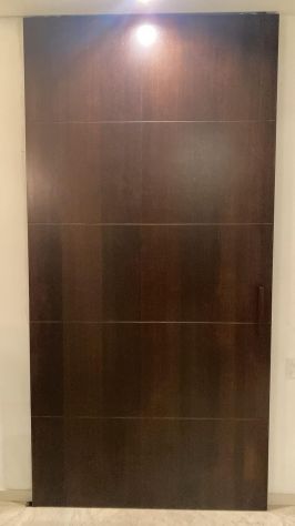 PORTE SCORREVOLI ARTIGIANALI SU MISURA IN LEGNO MASSELLO