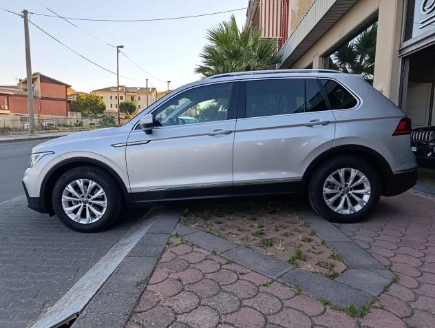 Volkswagen Tiguan 2.0 TDI SCR Life - Foto 7
