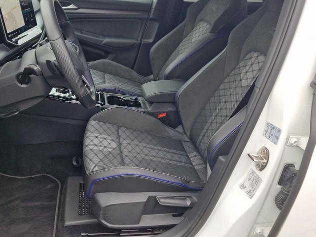 Volkswagen Golf Golf 1.5 etsi R-Line 150cv dsg Navi Full LED Camera Cockpit - Foto 8