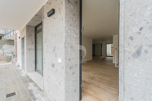 NEGOZIO di 3 vani e di 134 mq (VIMERCATE) rif. N2 FANESHOME_1