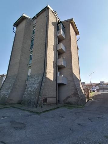 Nella parte nuova del comune di Sorano con il suo bellissimo e caratteristico centro termale, a 5 km da Pitigliano, 20 km dalle terme della più conos